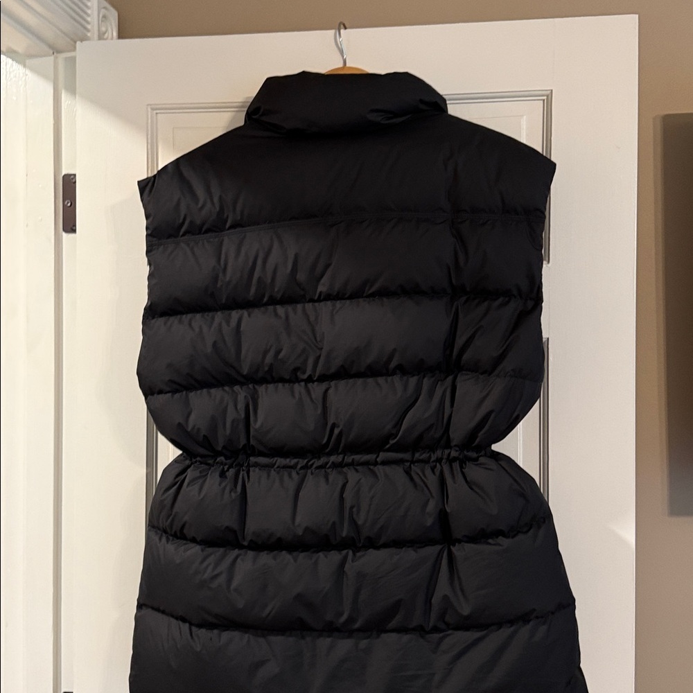 Athleta Black Puffer Jacket - Picture 3 of 3